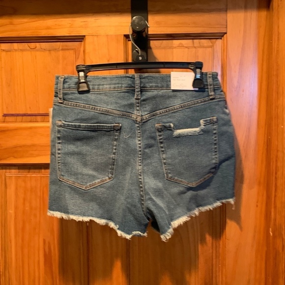 Jessica Simpson Infinite High Waist Shorts size 30 NWT - Picture 3 of 7